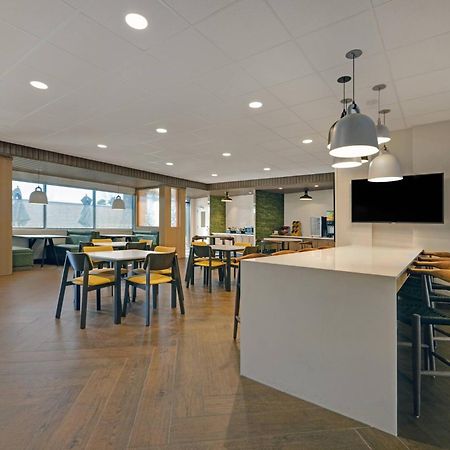 Fairfield By Marriott Inn & Suites Denver Airport At Gateway Park Екстериор снимка