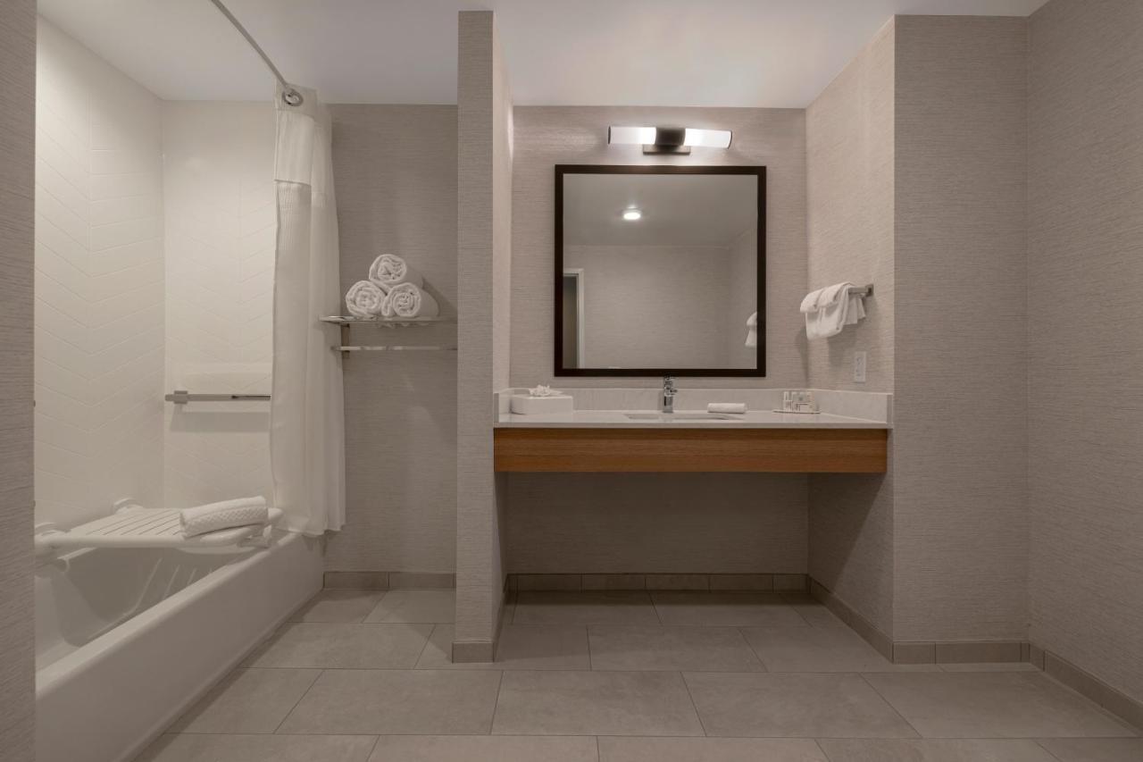 Fairfield By Marriott Inn & Suites Denver Airport At Gateway Park Екстериор снимка